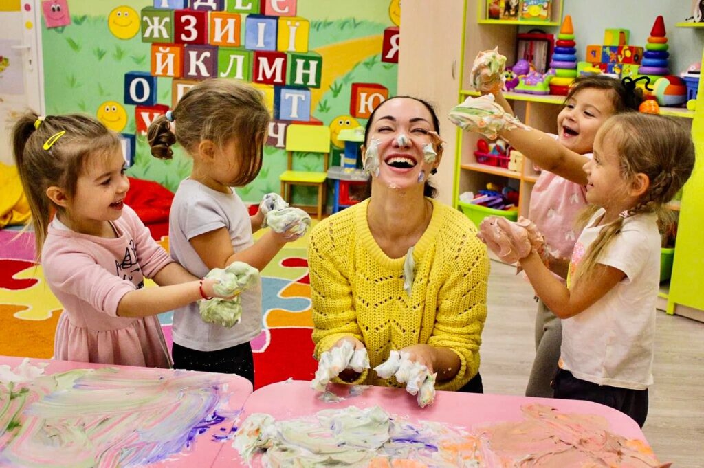 Приватний дитячий садок "ЩастяKids"