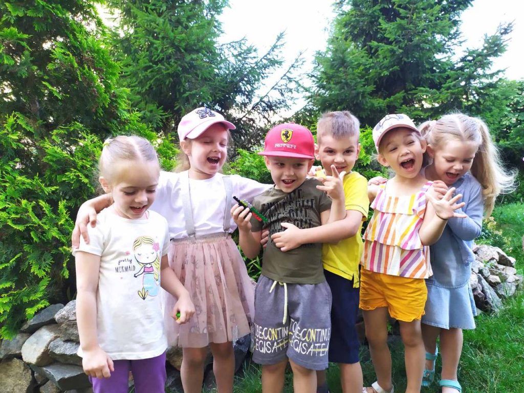 Приватний дитячий садок "Clever Center"