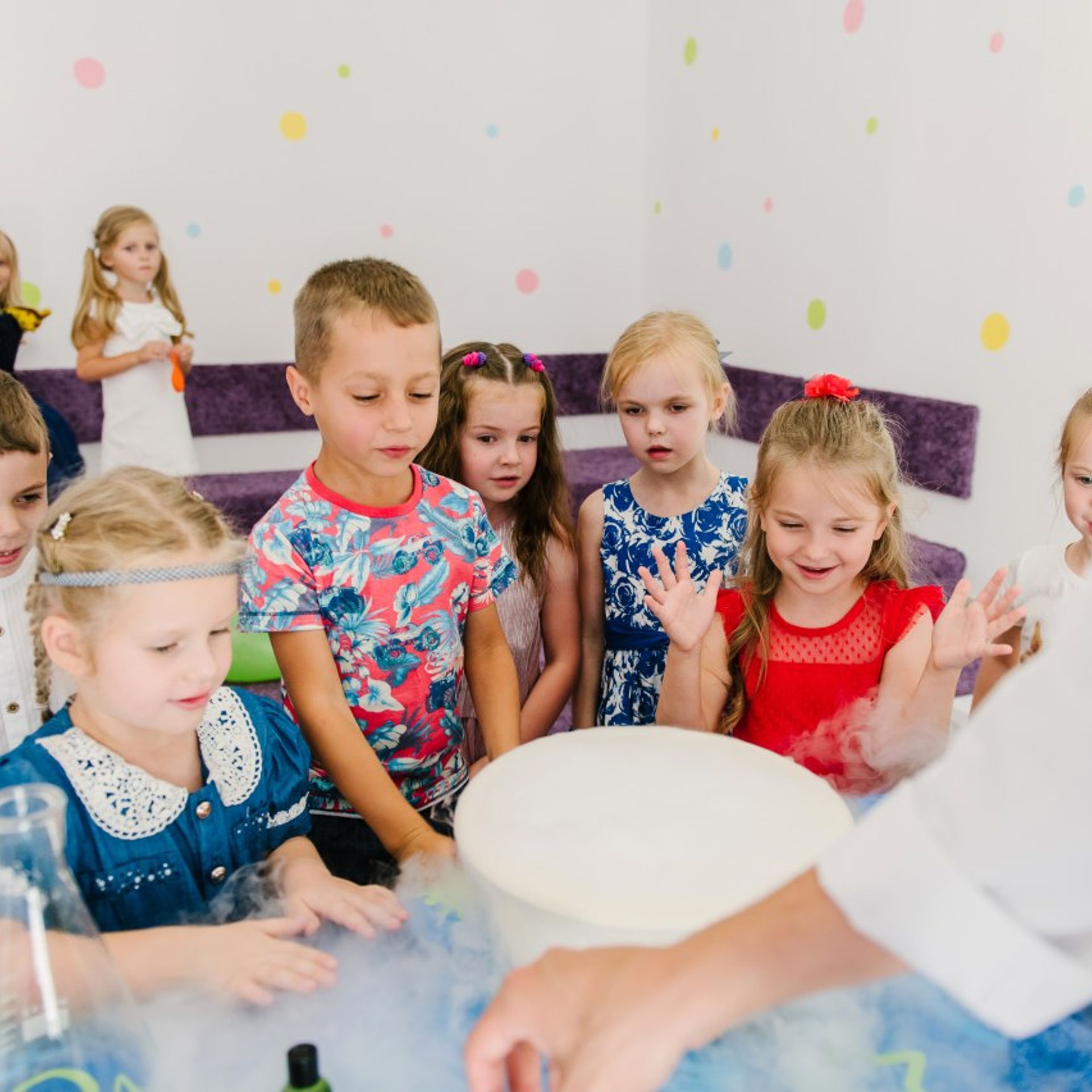 Приватний дитячий садок "Kingdom Kids" (Чорнобаївська) - фото