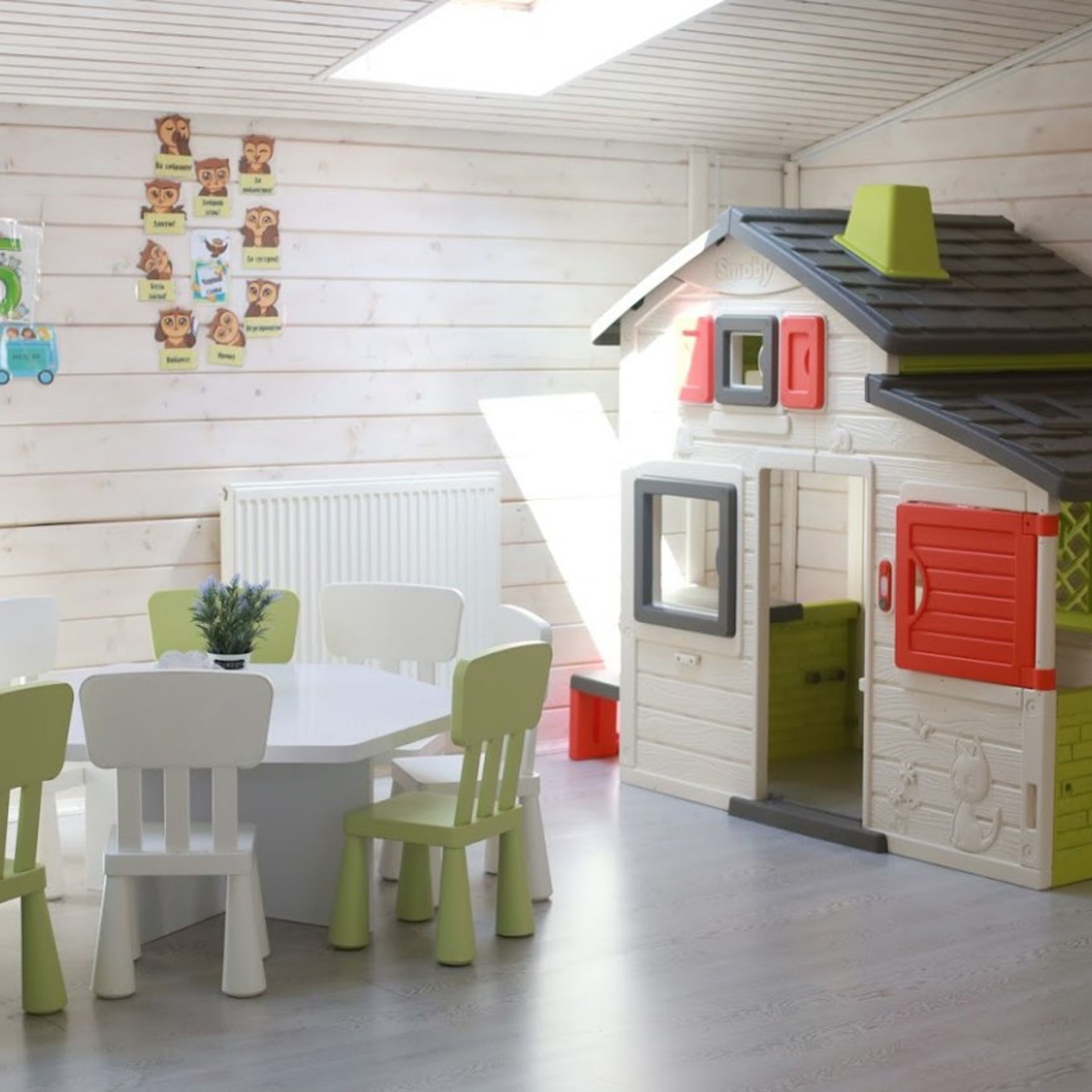 Приватний дитячий садок "Kingdom Kids" (Чорнобаївська) - фото №1